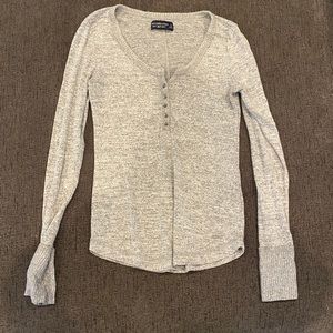Abercrombie & Fitch top
